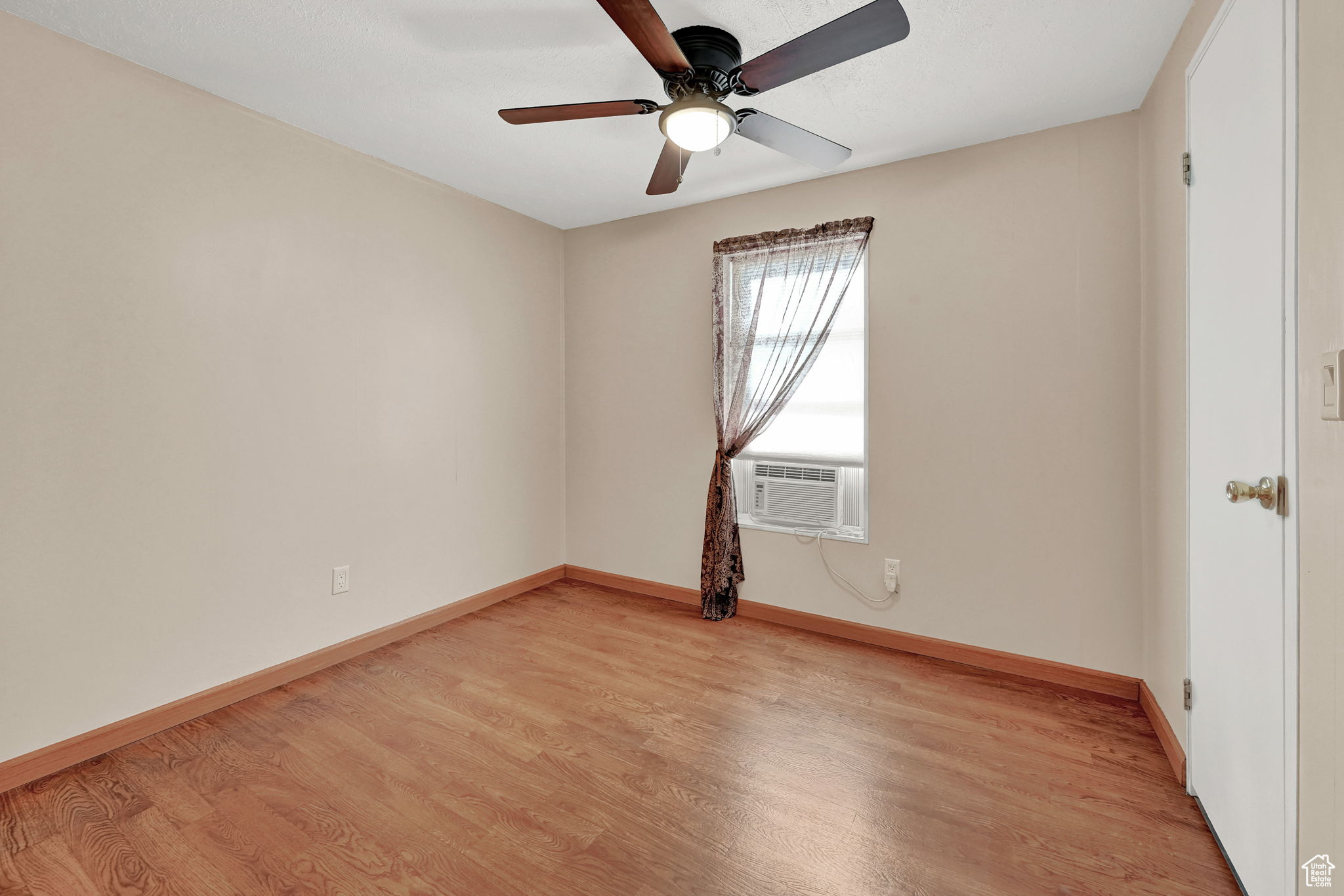 West Haven, Utah 84401, United States, 2 Bedrooms Bedrooms, ,1 BathroomBathrooms,Residential,Active,45523