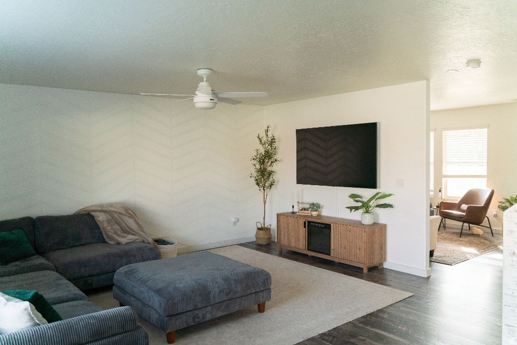 JORDAN WILLOWS - Residential