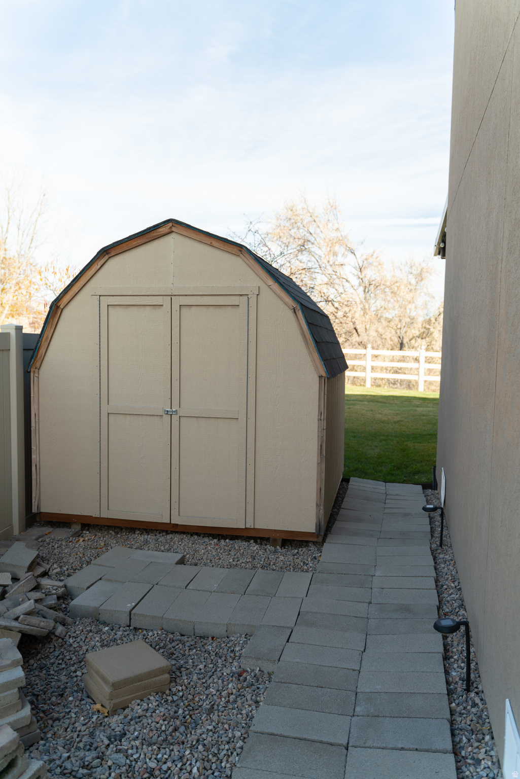 JORDAN WILLOWS - Residential