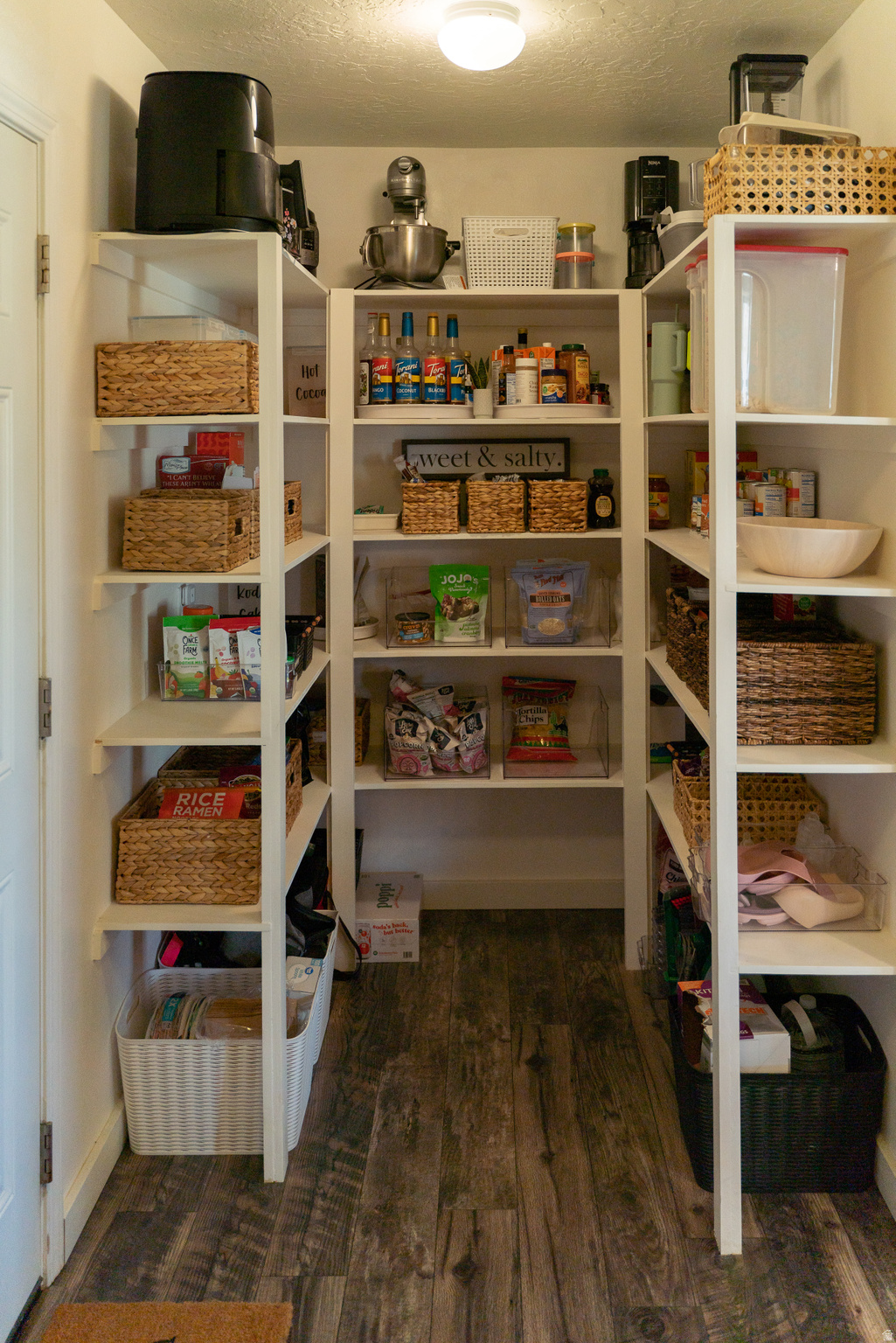 JORDAN WILLOWS - Residential