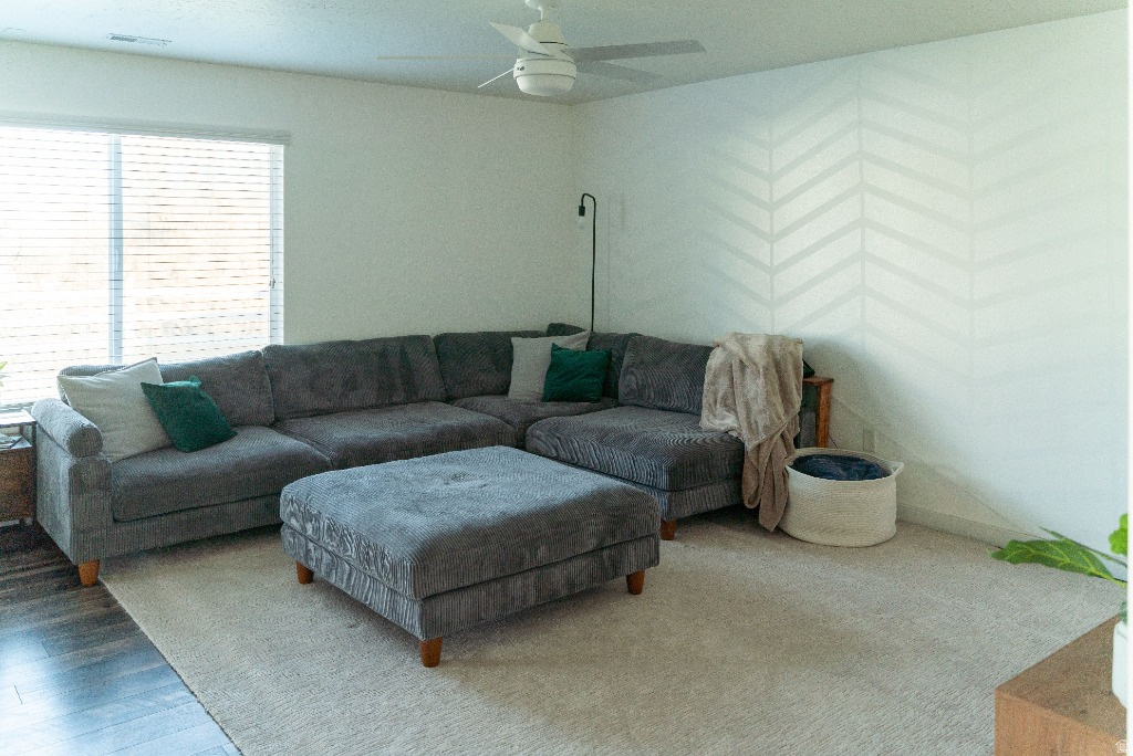 JORDAN WILLOWS - Residential