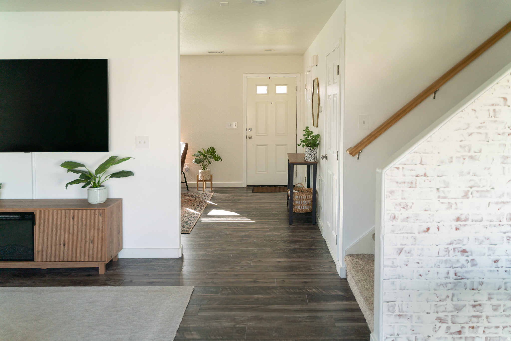 JORDAN WILLOWS - Residential