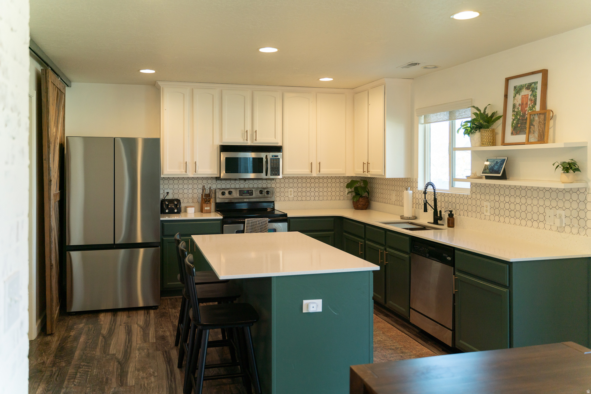 JORDAN WILLOWS - Residential