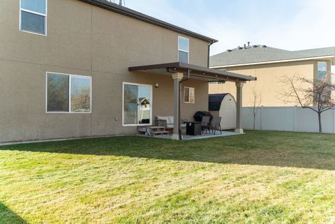 Tiny photo for 3442 W WILLOW TRAIL LOOP, Lehi, UT 84043 (MLS # 2129732)