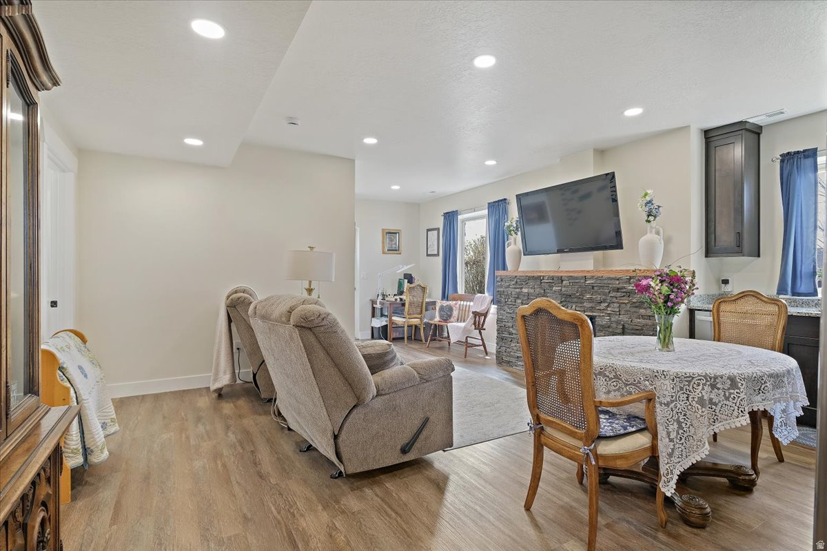 CHERRY CREEK HEIGHTS - Residential