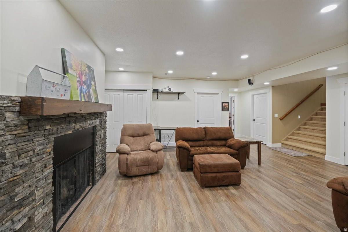 CHERRY CREEK HEIGHTS - Residential