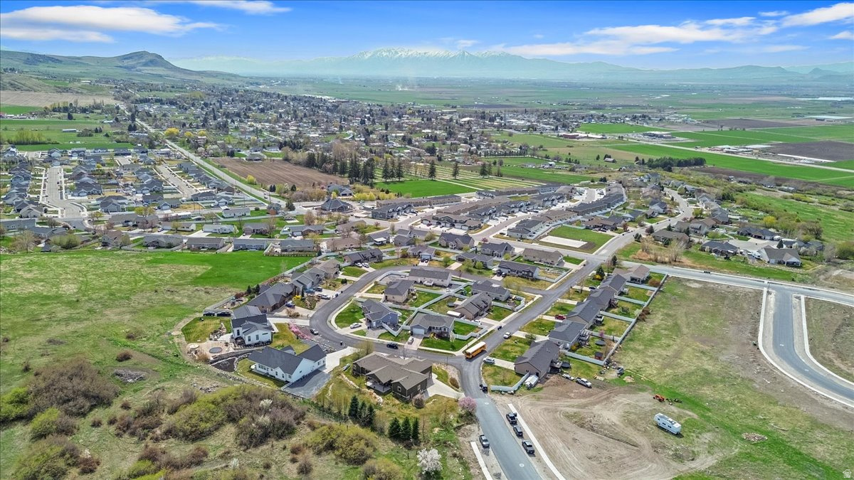 CHERRY CREEK HEIGHTS - Residential