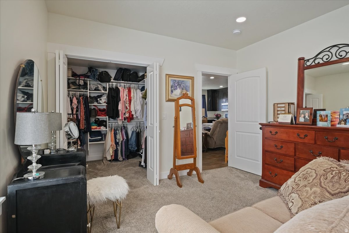 CHERRY CREEK HEIGHTS - Residential