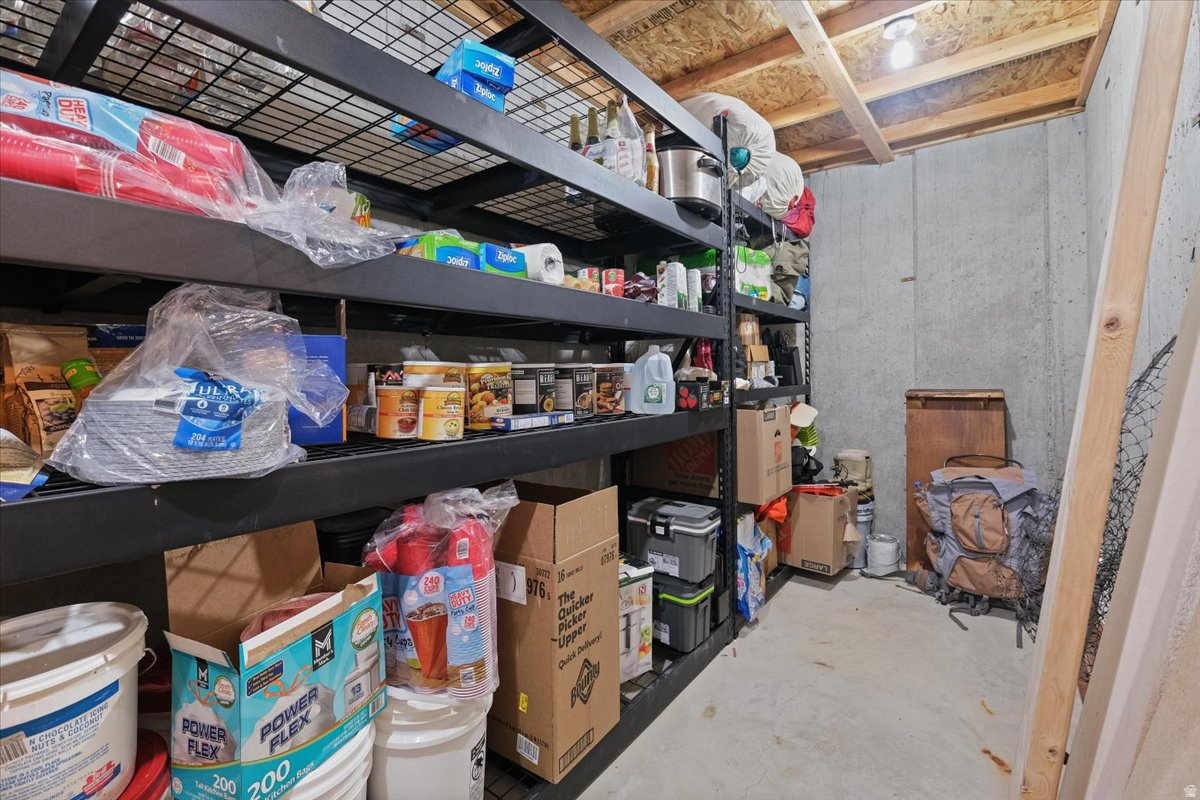 CHERRY CREEK HEIGHTS - Residential