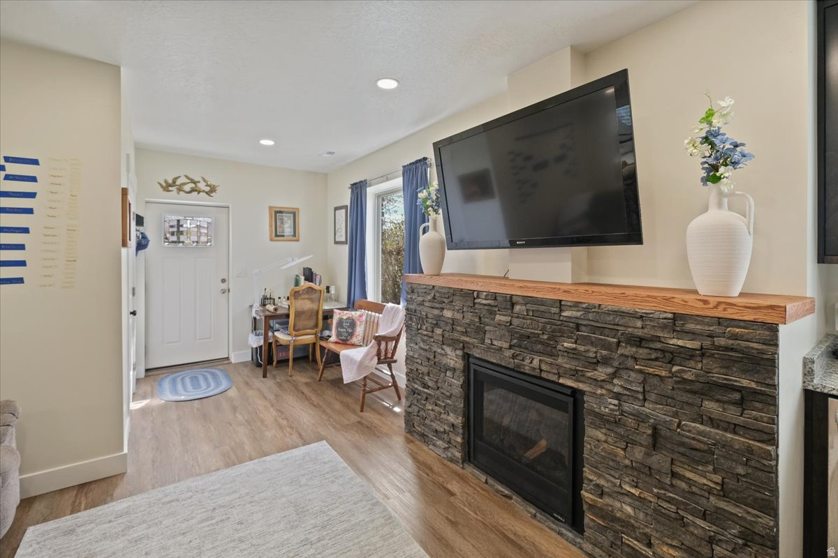 CHERRY CREEK HEIGHTS - Residential