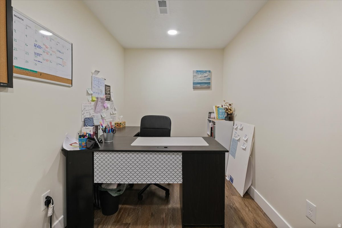 CHERRY CREEK HEIGHTS - Residential