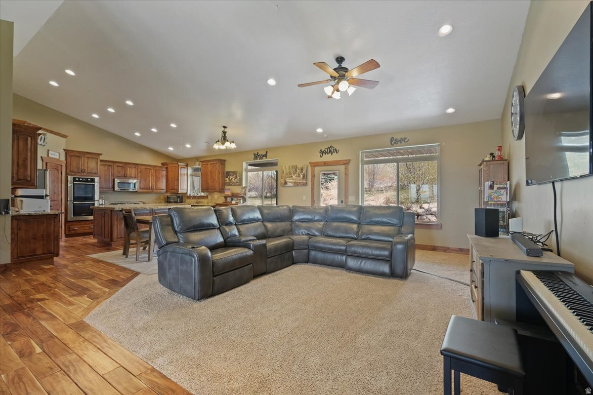 CHERRY CREEK HEIGHTS - Residential