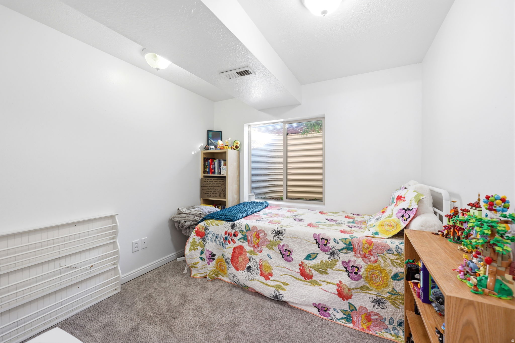 WHISPERING WILLOWS - Residential