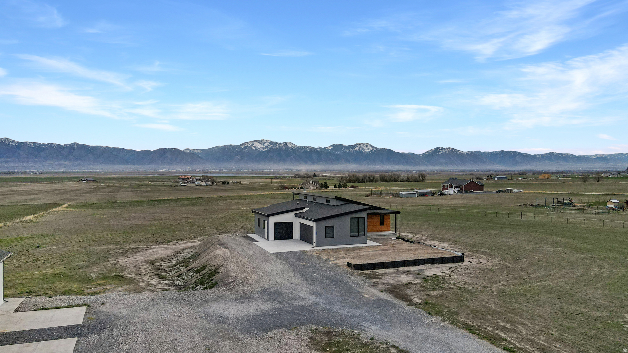 HAWKS RDG - Residential