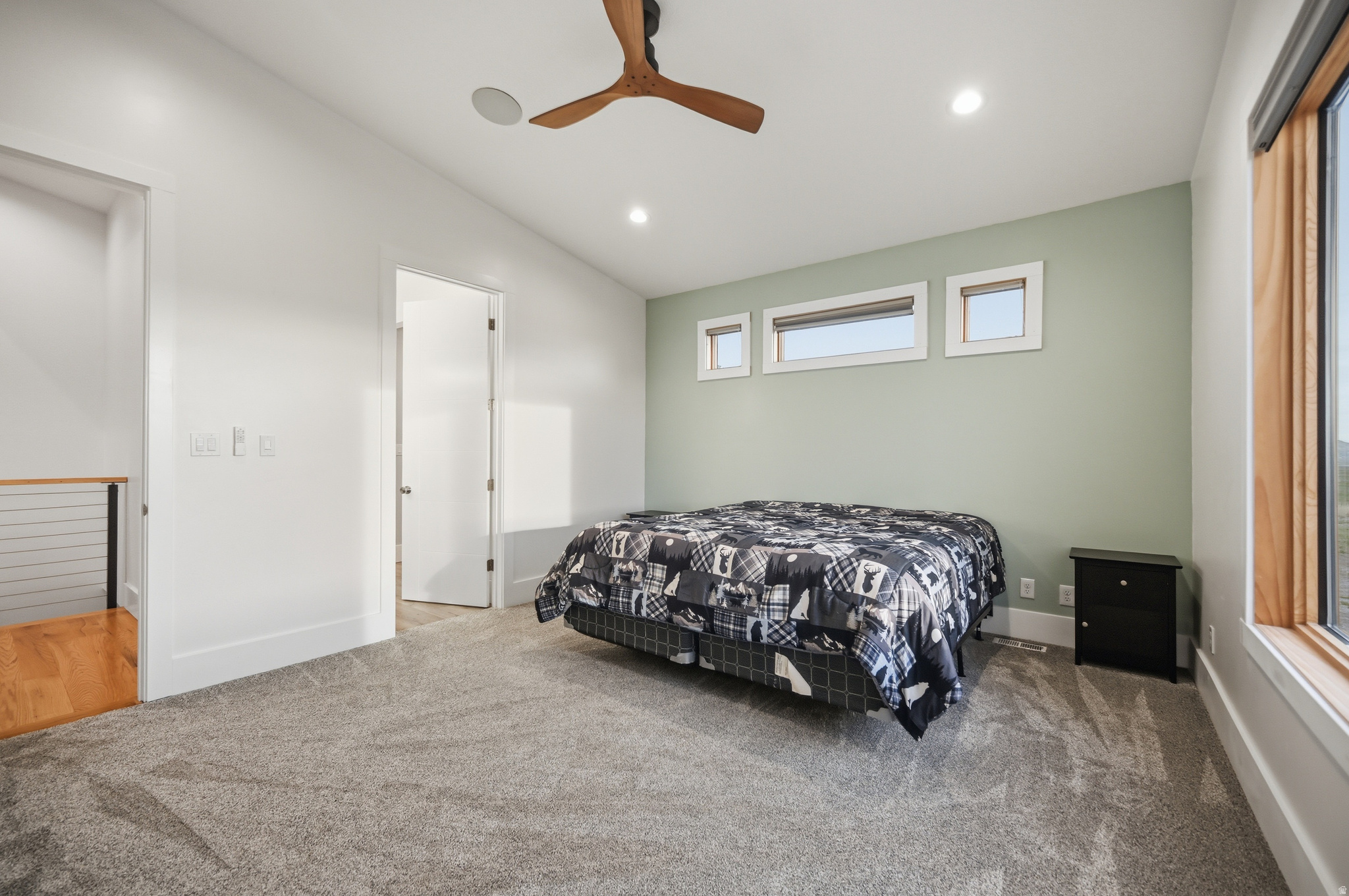 HAWKS RDG - Residential