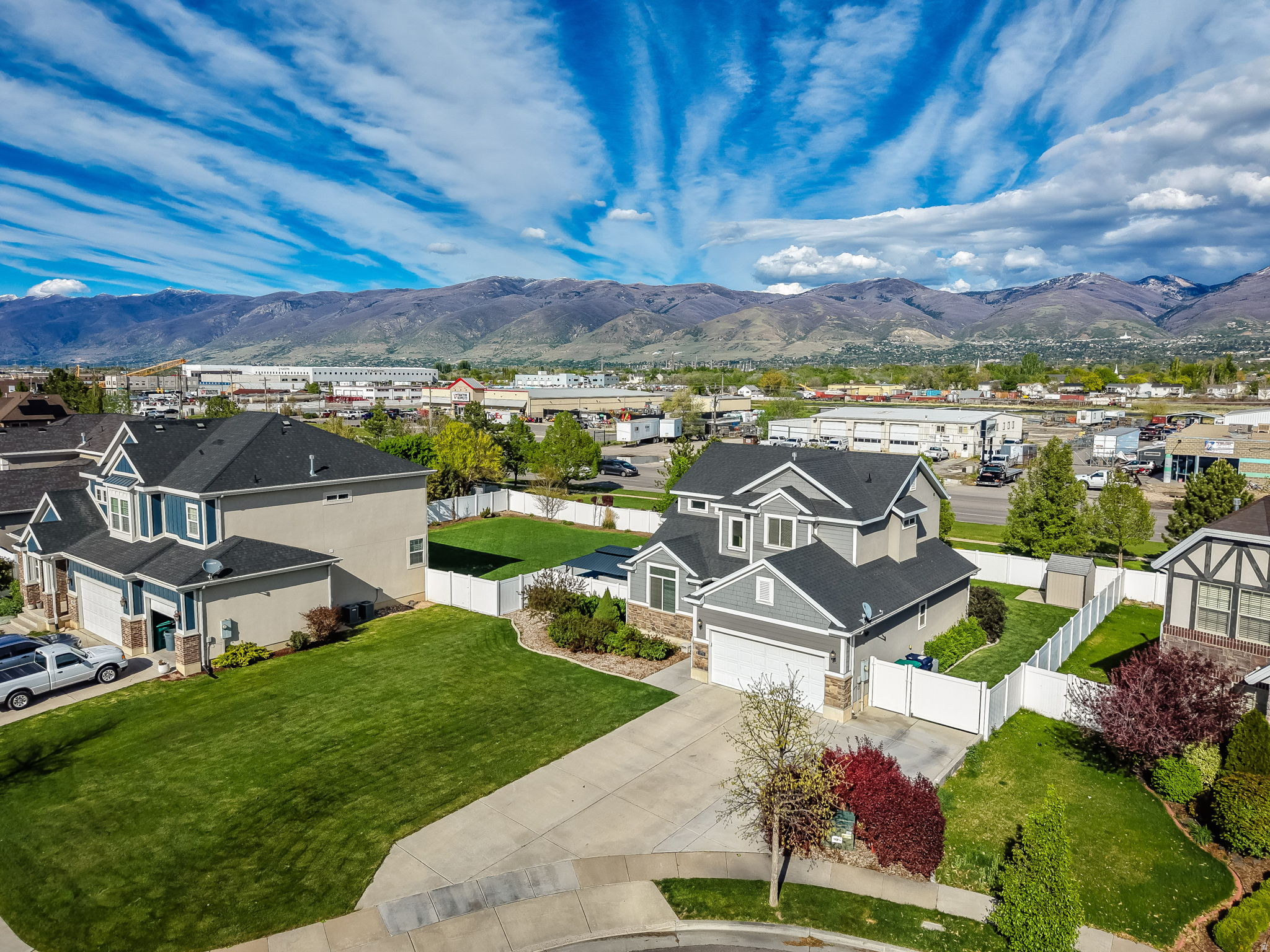 MOUNTAIN VIEW EST602 - Residential