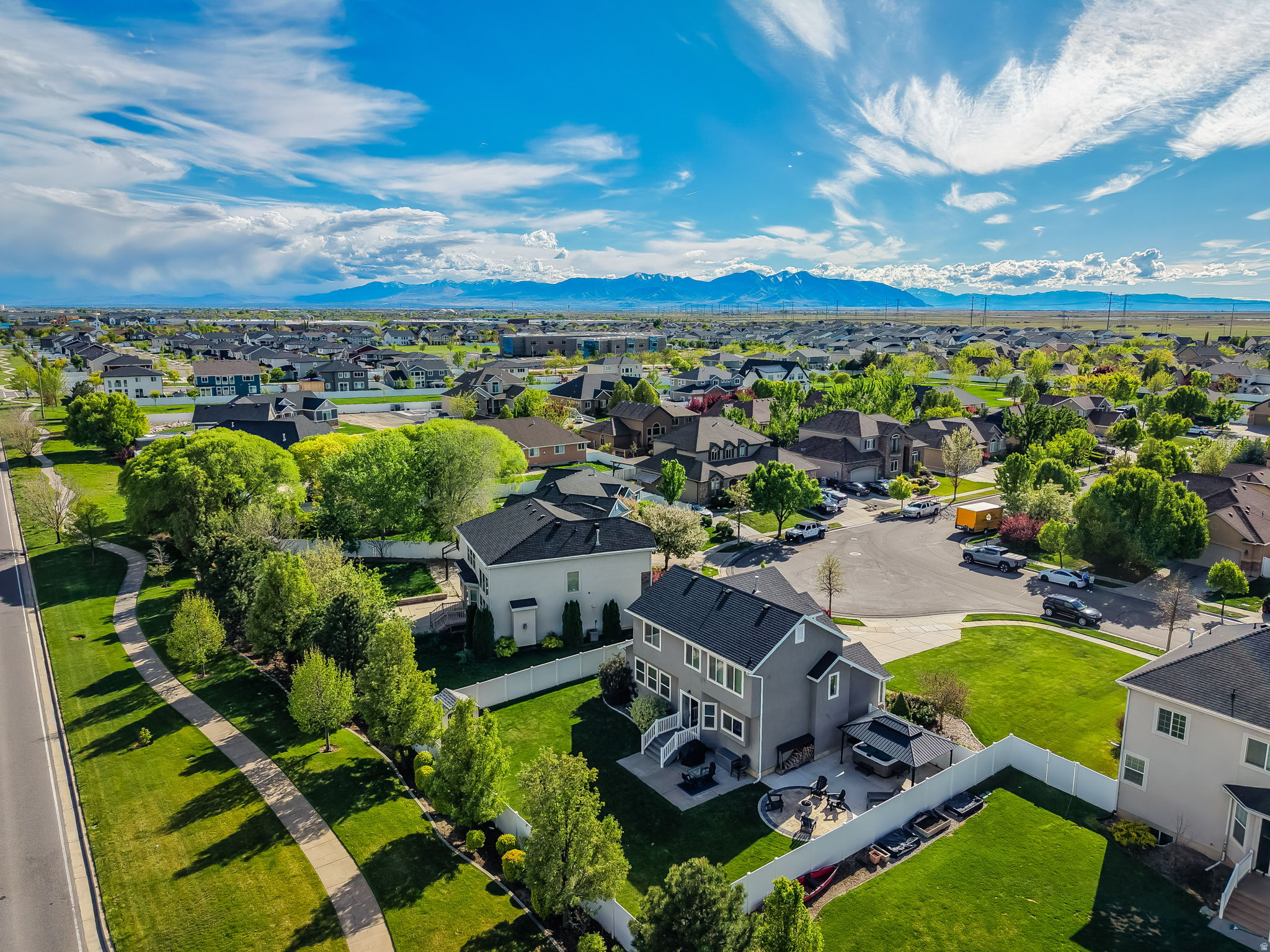 MOUNTAIN VIEW EST602 - Residential