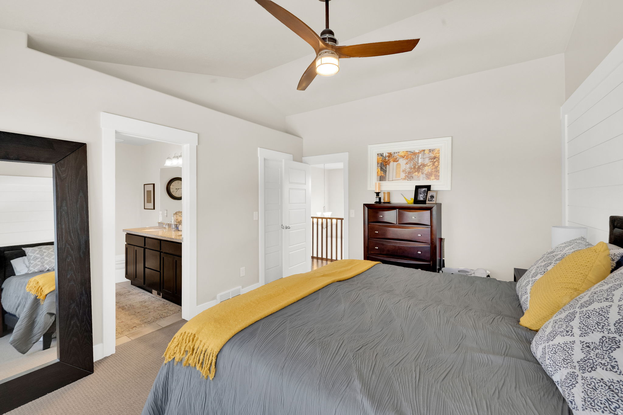 MOUNTAIN VIEW EST602 - Residential