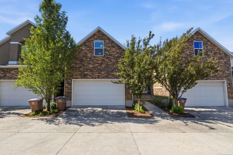 Townhouse For Sale - 822 E 12085<br/> Draper, UT 84020