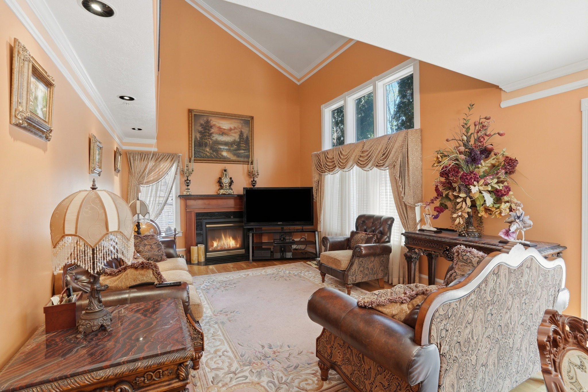 SUNCREST - Residential