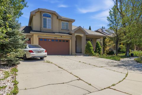 Tiny photo for 15139 S HOLLY GROVE CT E, Draper, UT 84020 (MLS # 2158908)