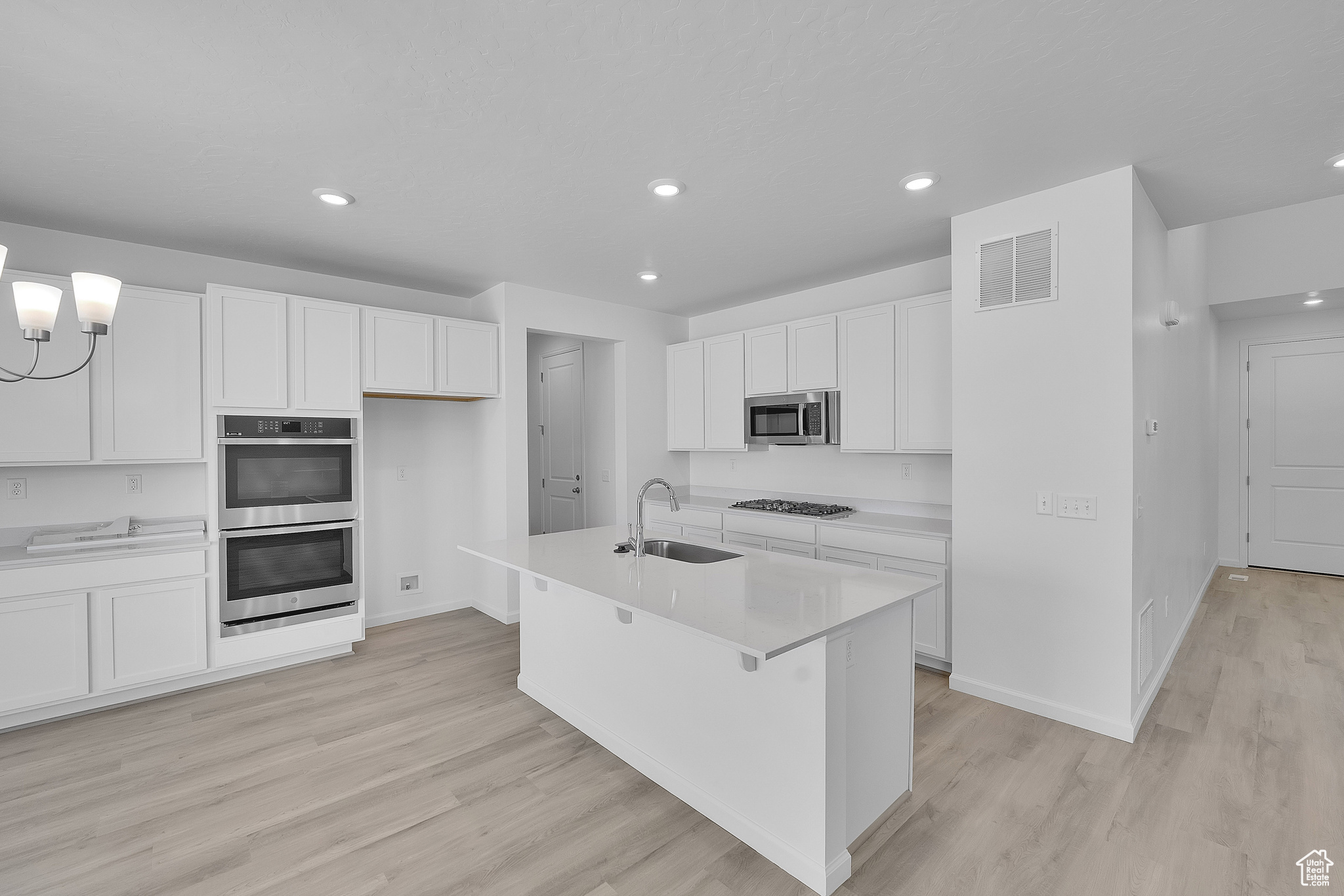 PASTURES AT SADDLEBACK - Residential