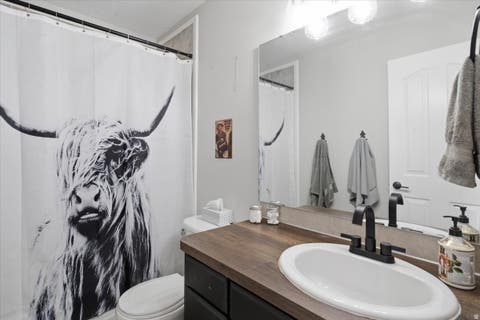 Tiny photo for 5594 S 6950 W, Hooper, UT 84315 (MLS # 2175114)