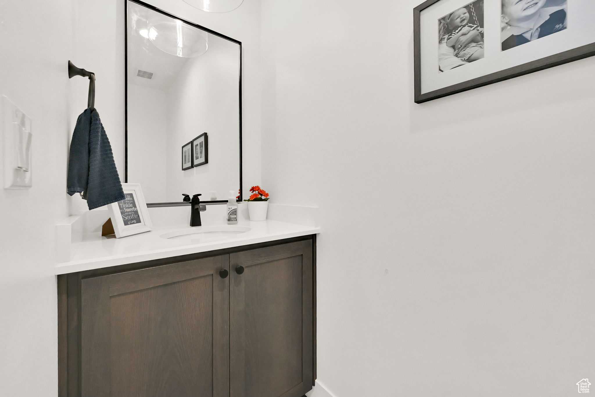 BEACON POINTE - Residential Lease