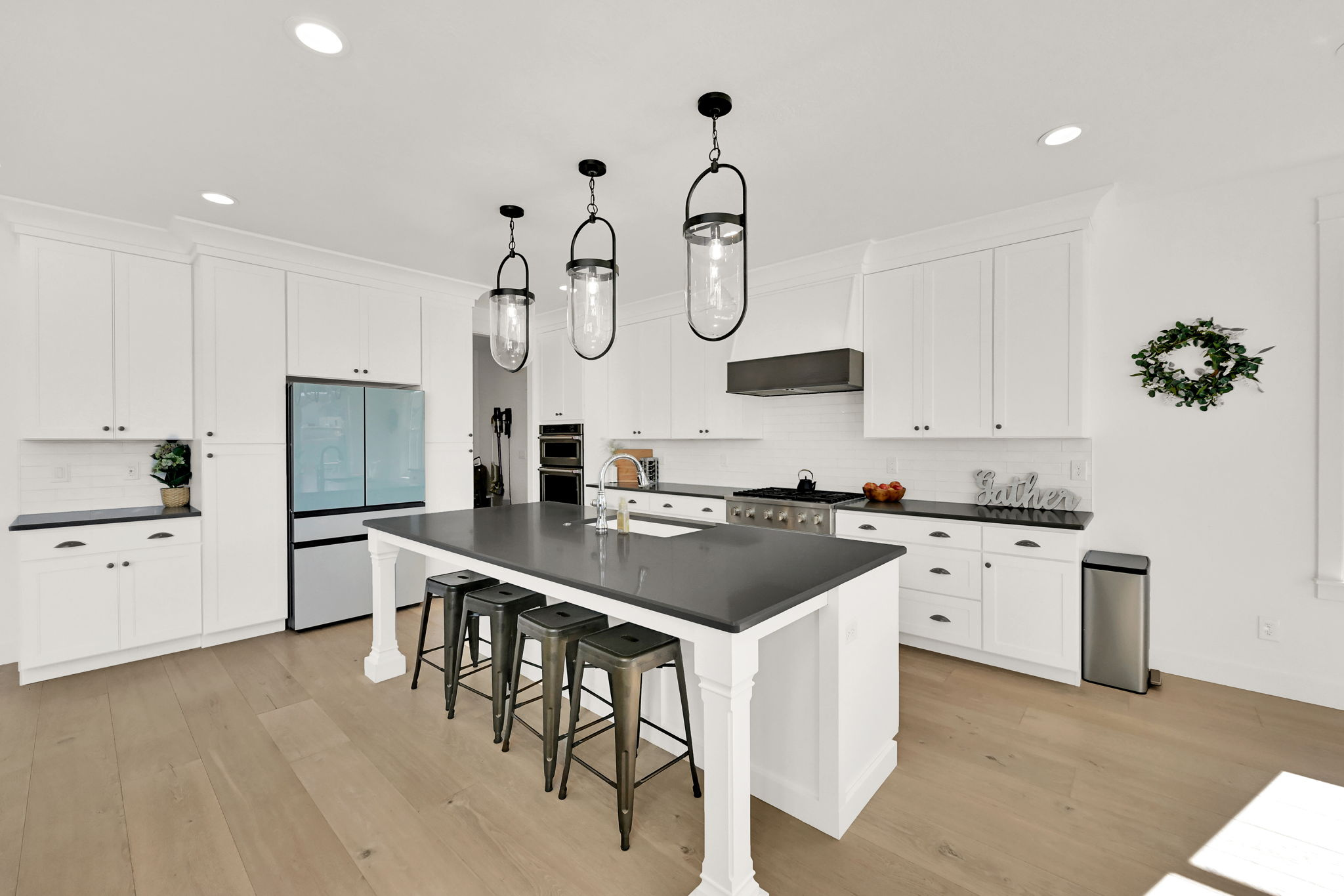 BEACON POINTE - Residential Lease