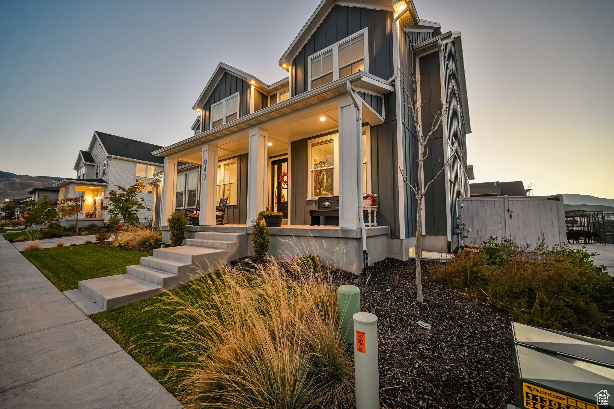 BEACON POINTE - Residential Lease