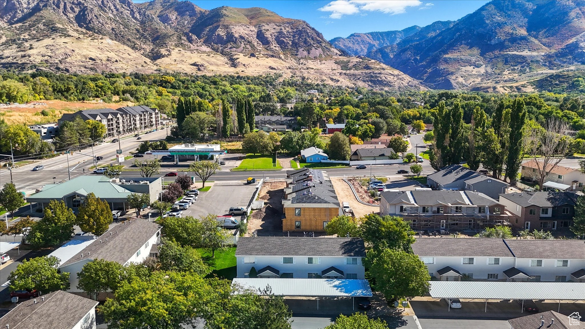 MARIAH COVE - Residential