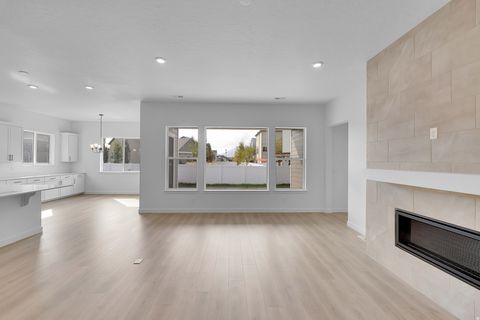 Tiny photo for 243 E POLARIS DR #106, Saratoga Springs, UT 84045 (MLS # 2119973)