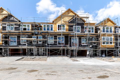 Townhouse For Sale - 6498 W Morse Creek Cv #3066<br/> Salt Lake County, Herriman, UT 84096