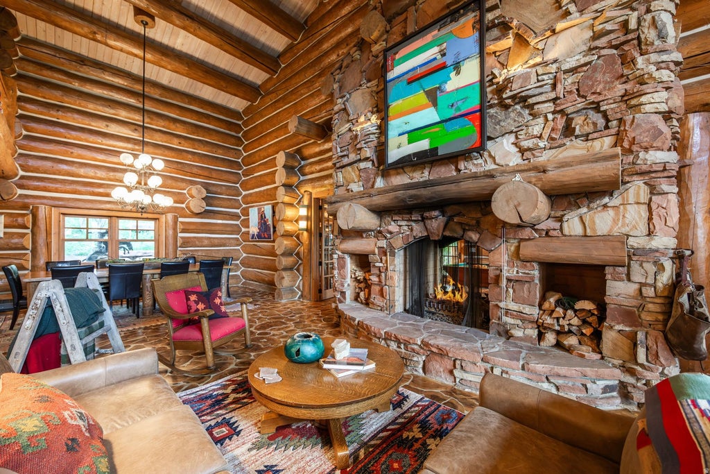 Photo of 29 CANYON CT, Park City, UT 84060 (MLS # 2179556)