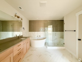 OVERLAKE - Residential