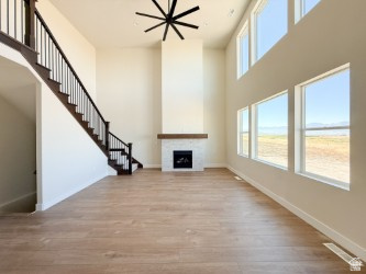 OVERLAKE - Residential