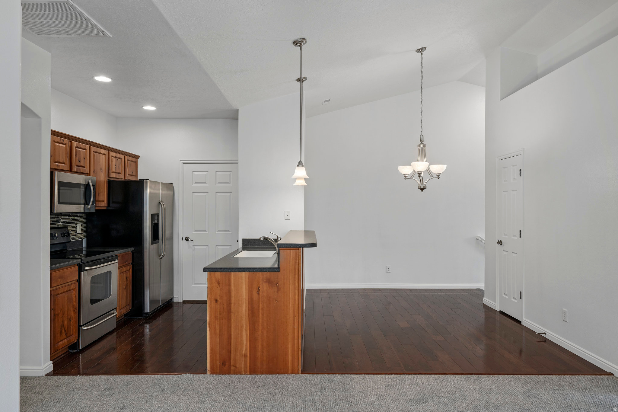 CANYON MEADOW - Residential