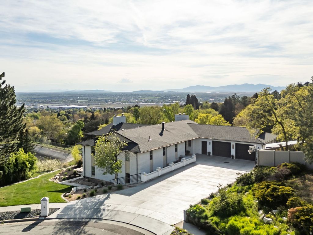 Photo of 3951 N 550 W, Pleasant View, UT 84414 (MLS # 2149878)