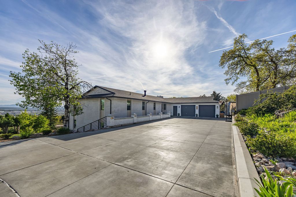 Photo of 3951 N 550 W, Pleasant View, UT 84414 (MLS # 2149878)