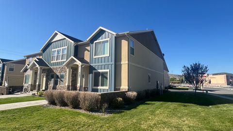 Photo of 3607 E SAPPHIRE LN S, Eagle Mountain, UT 84005 (MLS # 2154655)