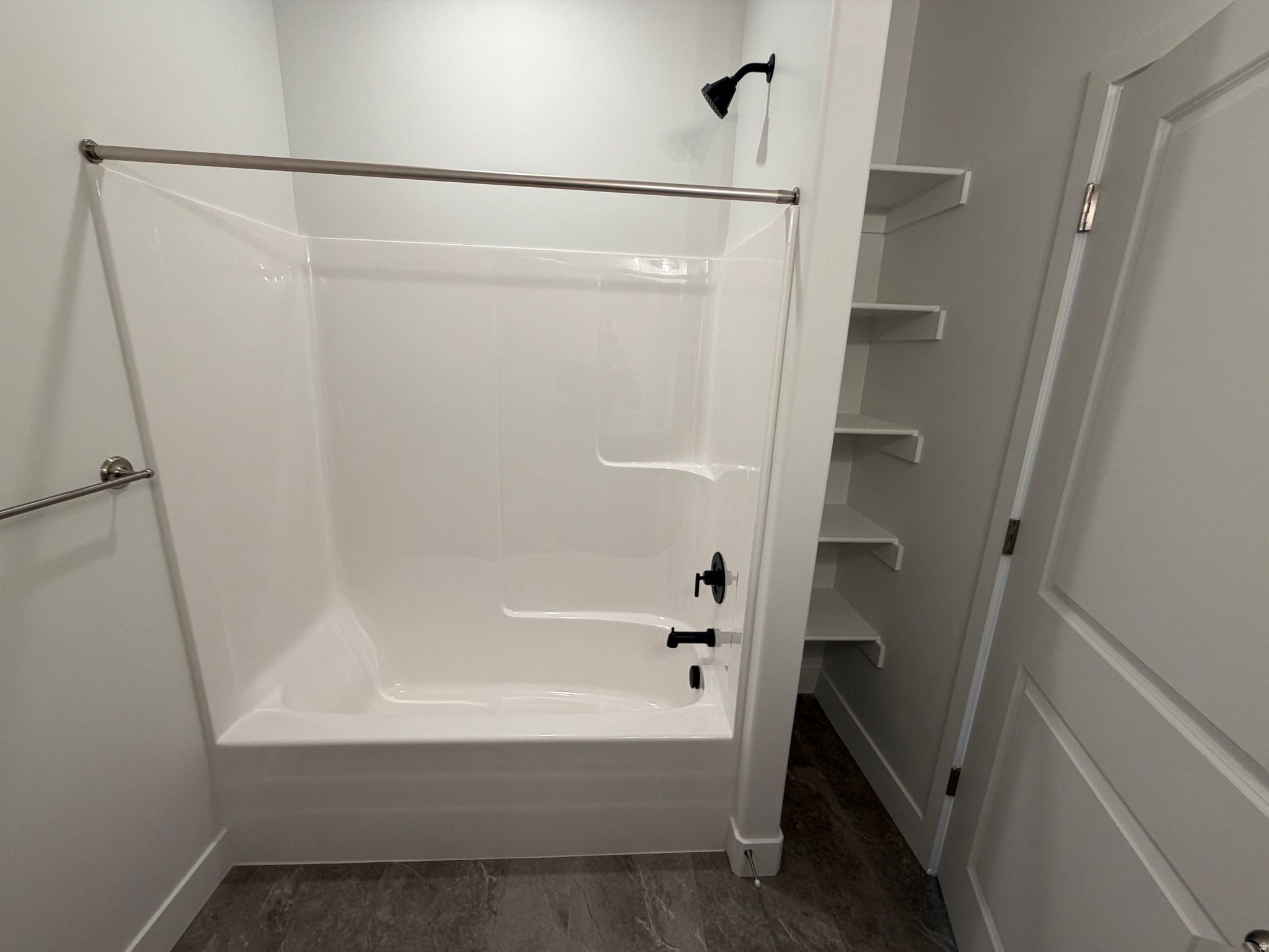 RIVER RUN - Residential