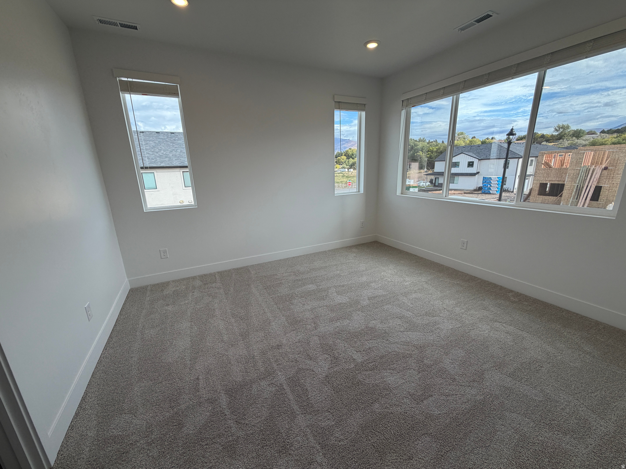 RIVER RUN - Residential