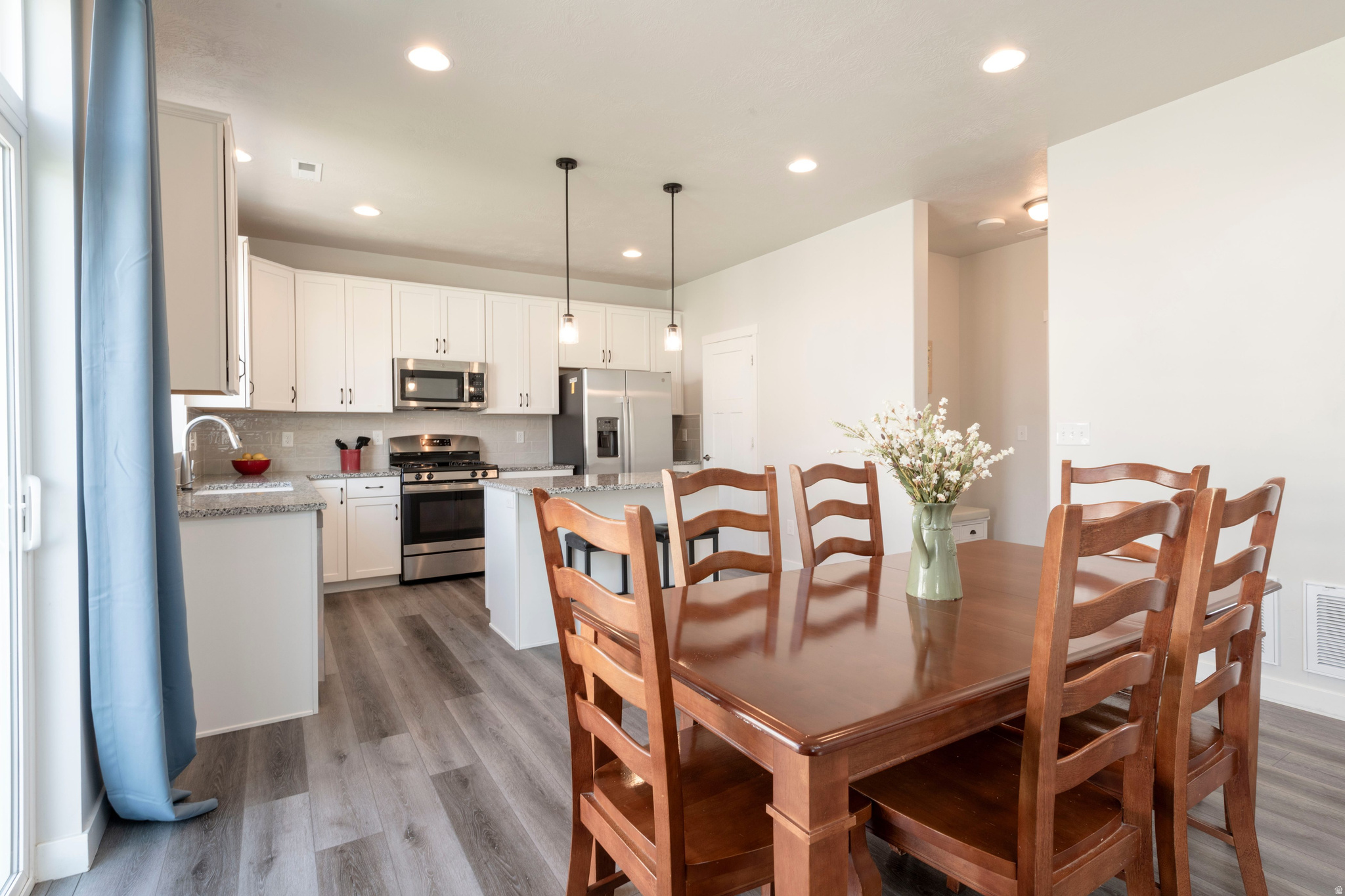 STONECREEK - Residential