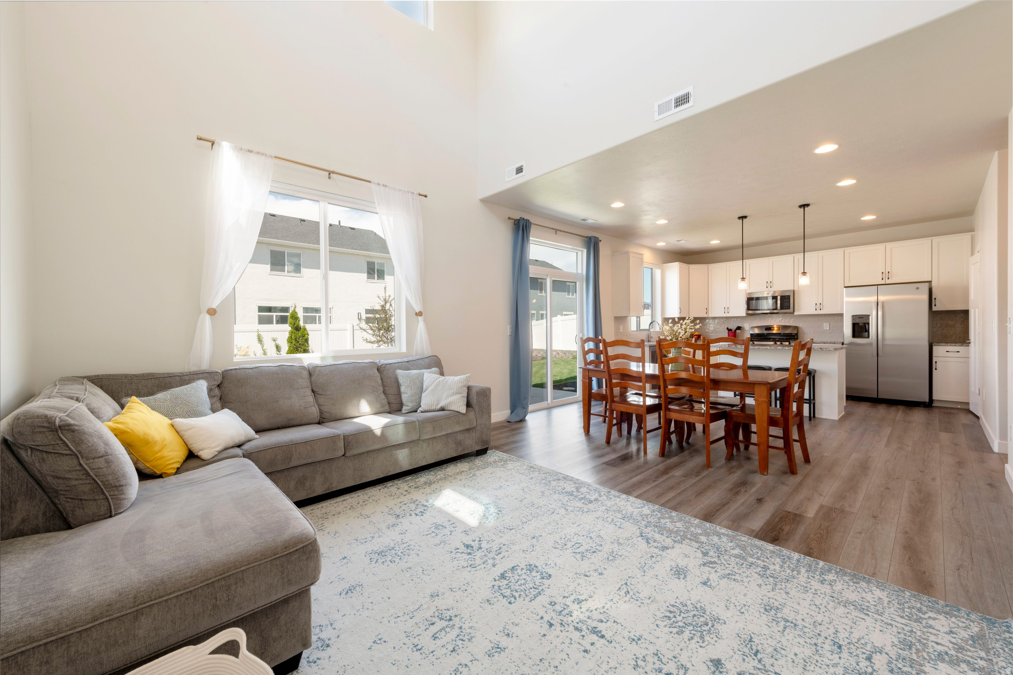 STONECREEK - Residential
