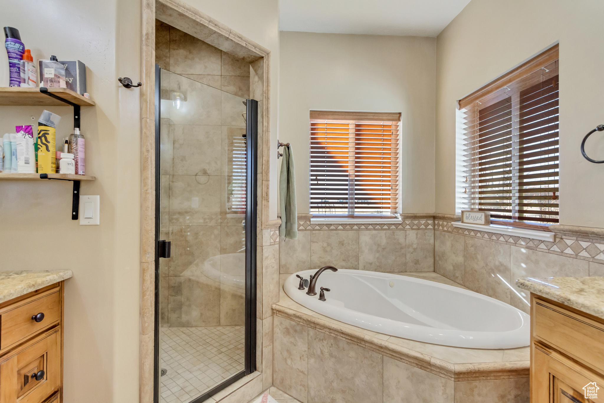 HOLDAWAY ROAD - Residential