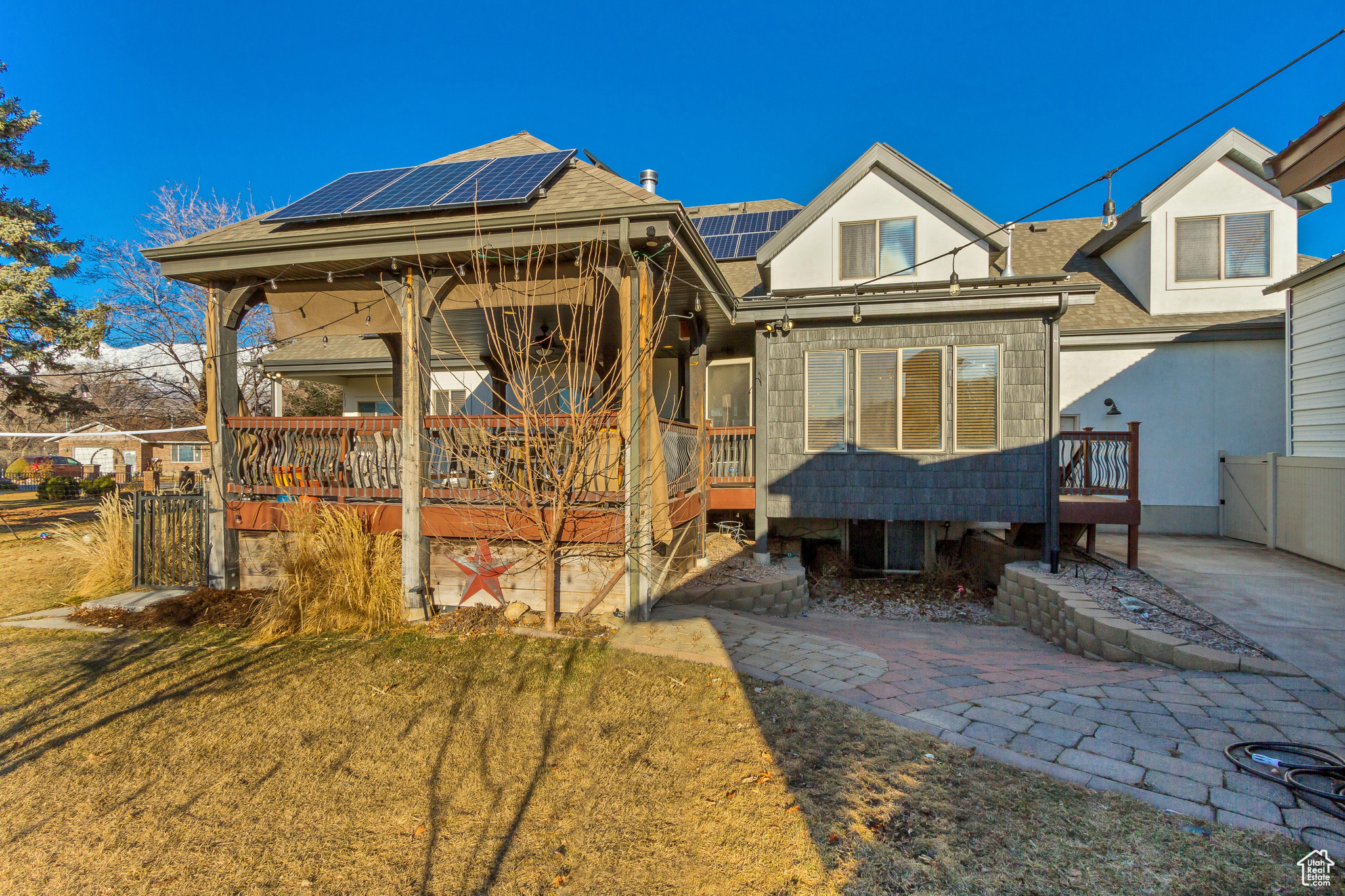 HOLDAWAY ROAD - Residential