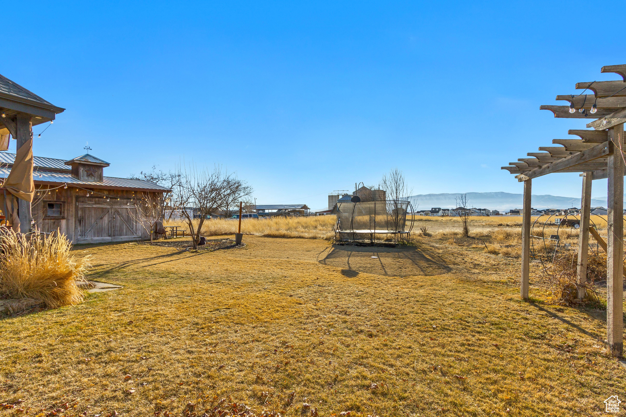 HOLDAWAY ROAD - Residential