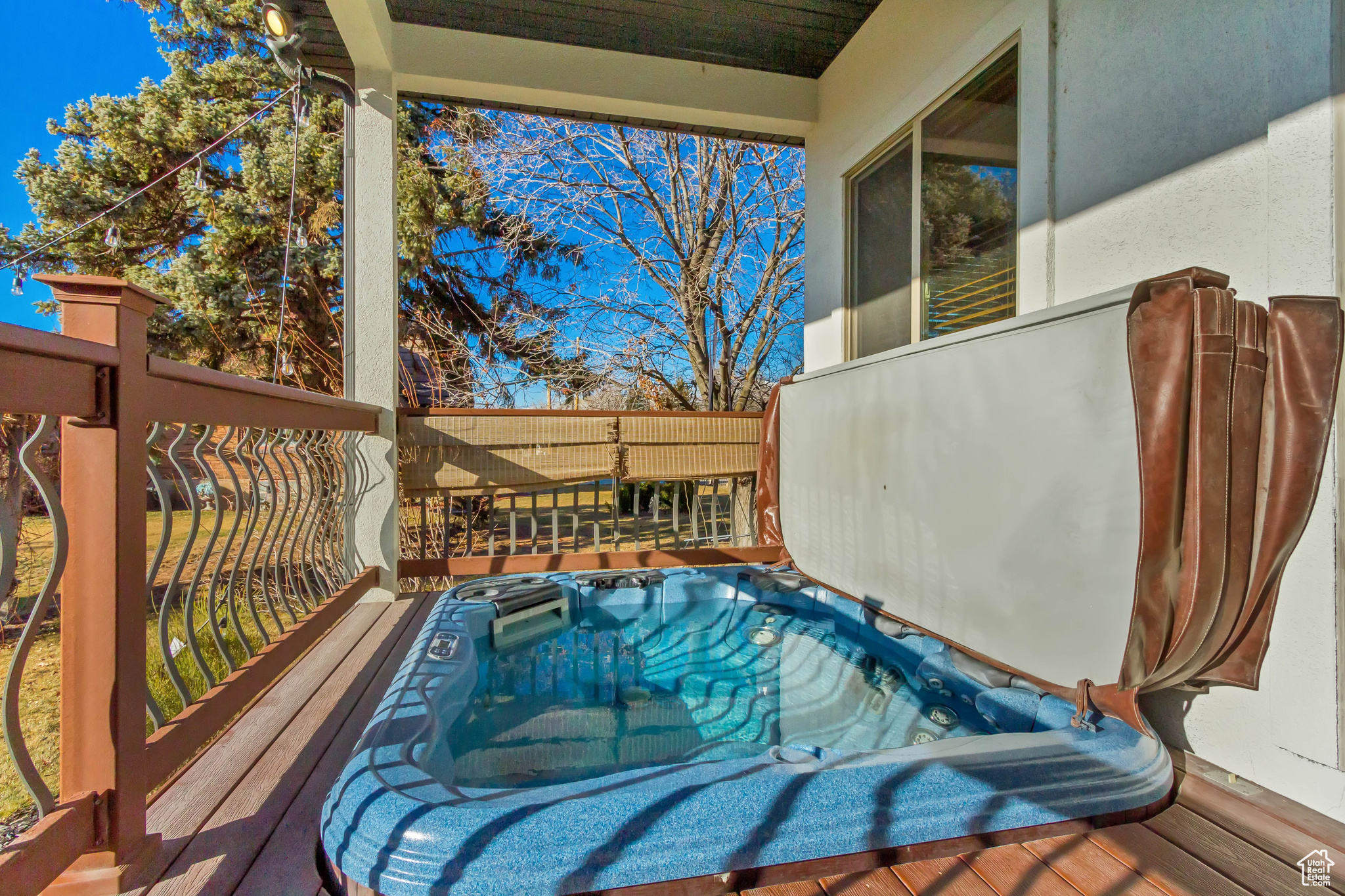 HOLDAWAY ROAD - Residential