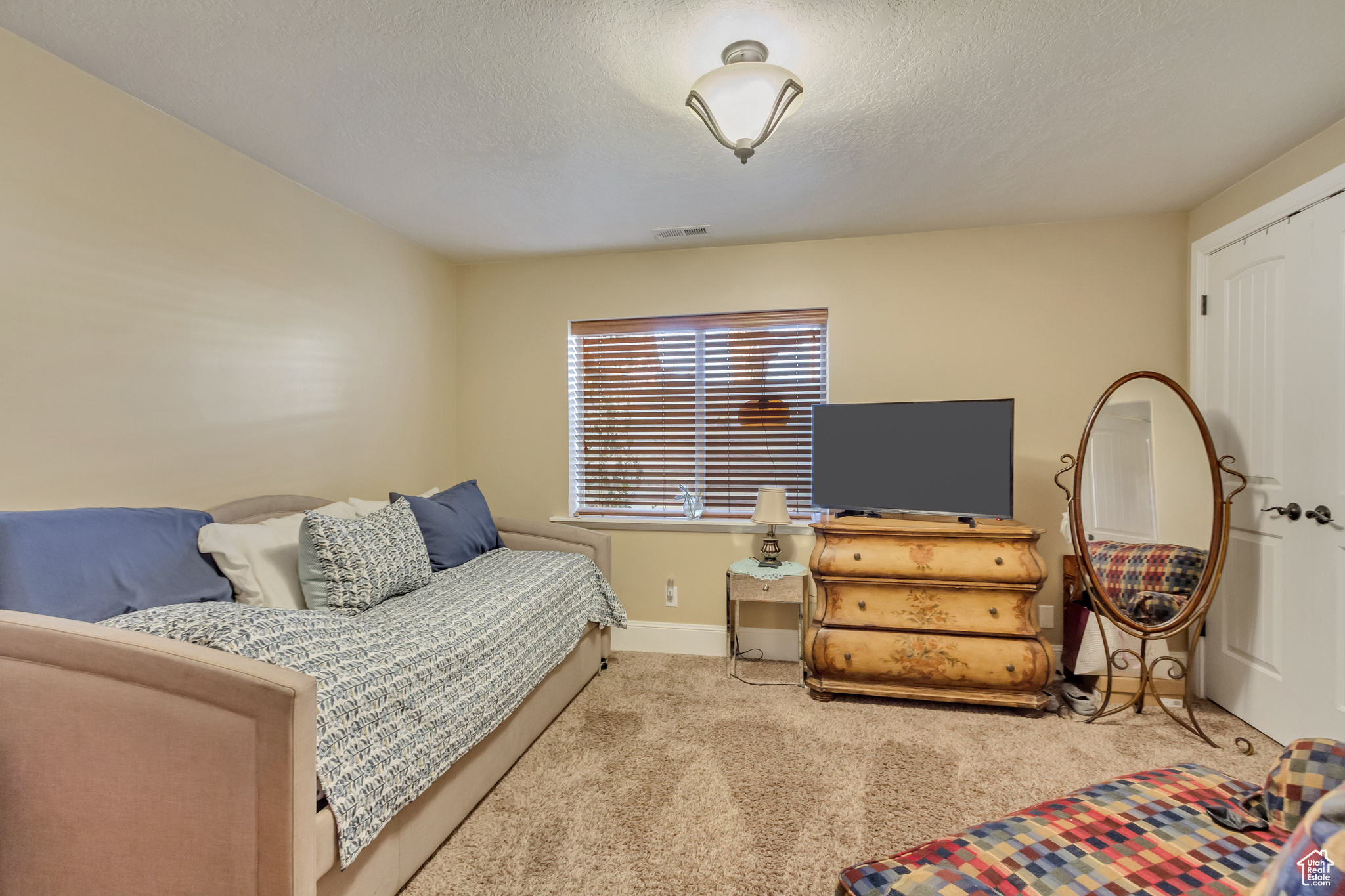 HOLDAWAY ROAD - Residential