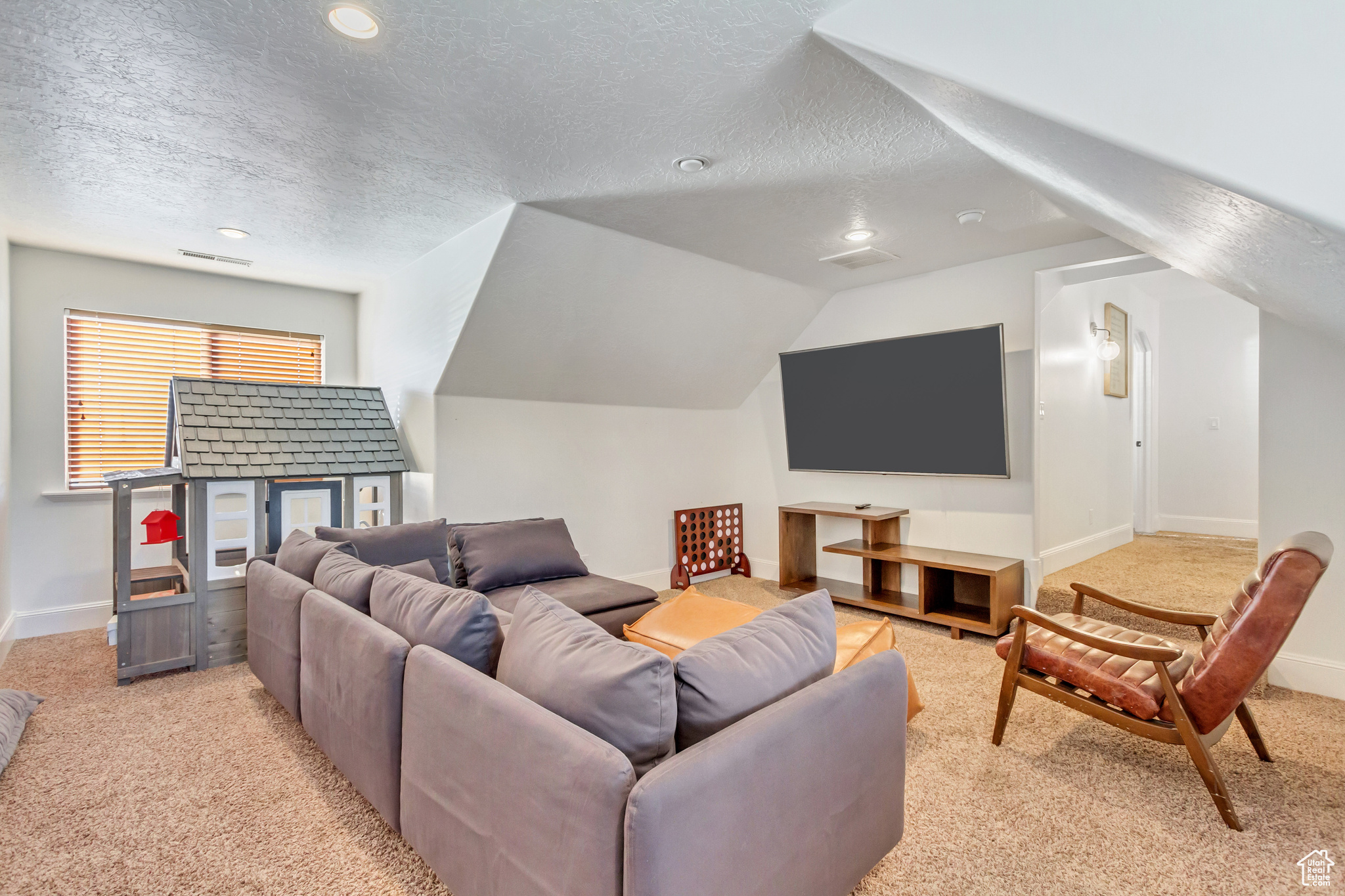 HOLDAWAY ROAD - Residential